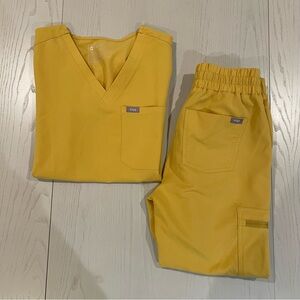 Figs Short Sleeve Scrub Top and Pants Set in Mustard Yellow